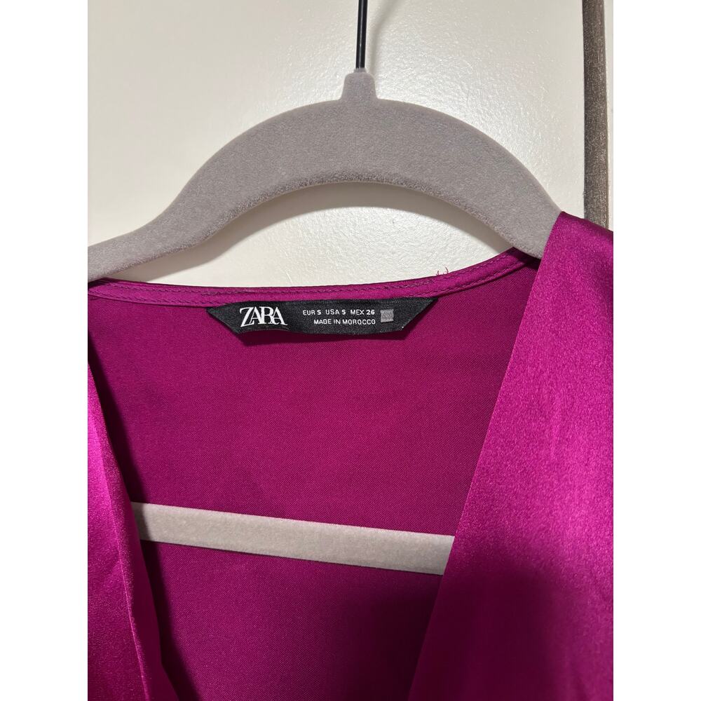 ZARA Magenta Satin Twist Front Crop Top S - Picture 4 of 8